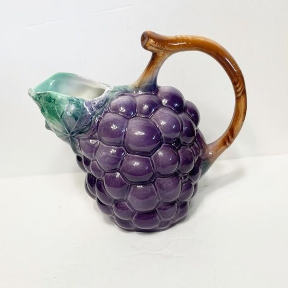 Vintage Ceramic Grape-Shaped Pitcher With Leaf Spout & Wooden-Style Handle - Picture 6 of 12